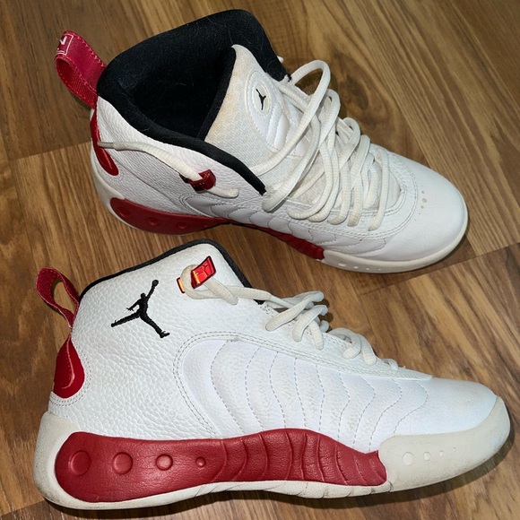Size 5.5Y Jordans White & Red Sneakers - Picture 3 of 6